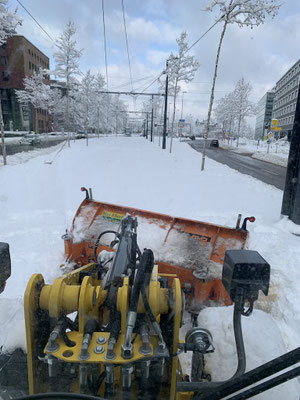  Eberhard Gartenbau AG Kloten, Winterdienst, Schneeräumung