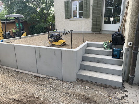  Eberhard Gartenbau AG Kloten, Winkelelemente Sitzplatz