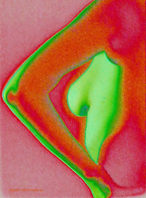 E 203