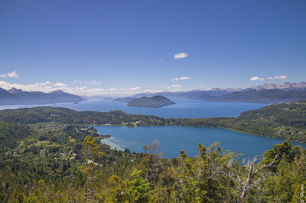 Blick über den Nahuel Huapi See vom Cerro Campanario