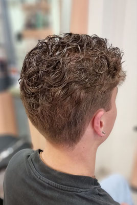 Haarumformung Herren