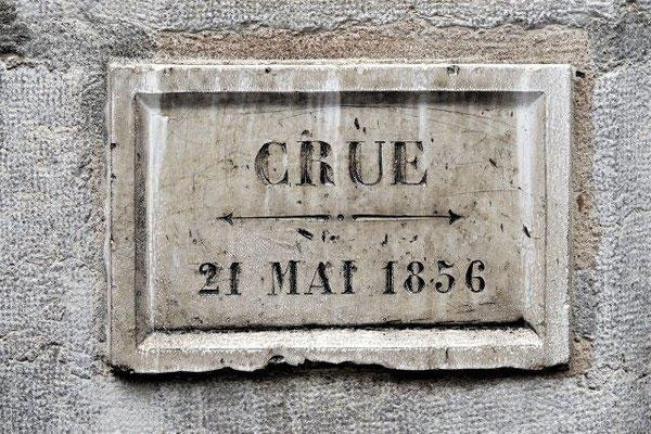 12 place Benoît Crépu Lyon 5ème