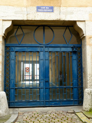 cour des Trois Passages
