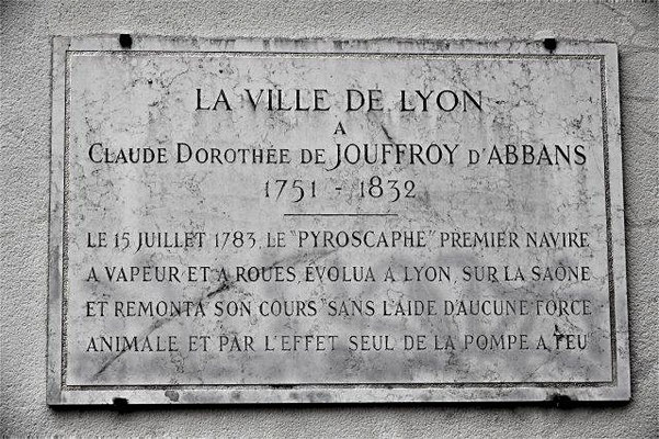 1 rue des Estrées Lyon 5ème