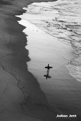 Byron Bay Dawn Surfer Pt-005