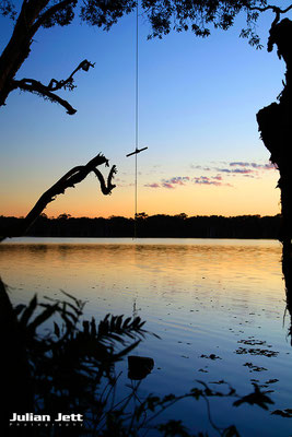 Rope swing Lake Ainsworth Pt-008