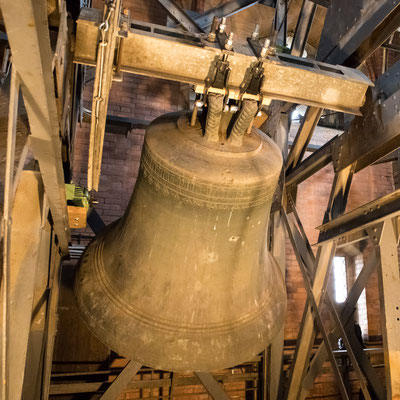 die Glocke GLORIOSA im Bremer St. Petri Dom im Geläut