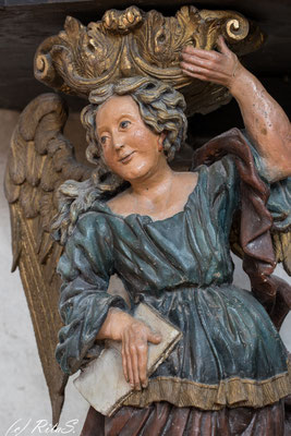 Engel an der Kanzel in St. Ewald, Bodstedt