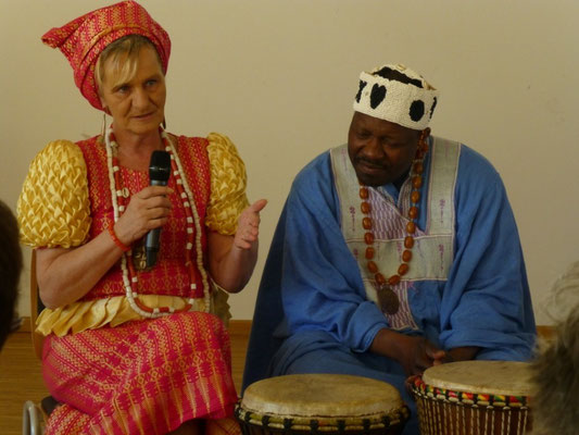  „Ein König aus Afrika und seine Frau…“ -  mit Manuela und Jules Samlan, Herrmannsdorf