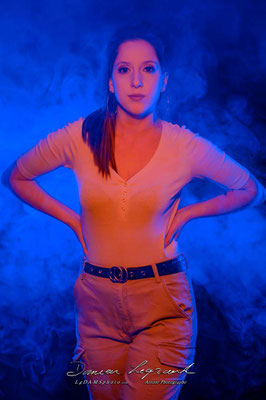 Shooting "Smoke & Color" avec Cerise par Damien LEGRAND photographe à Cognac en Charente, Nouvelle-aquitaine