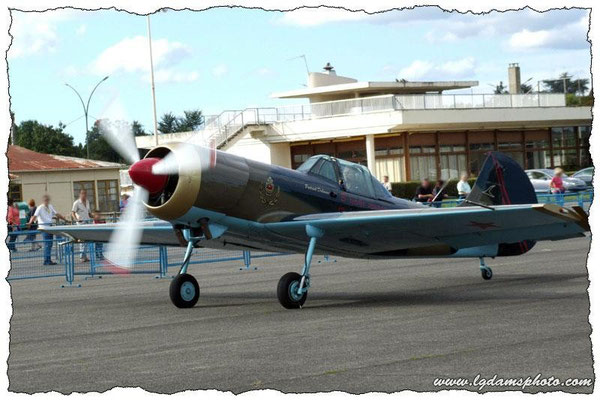 Yakovlev Yak-50 (meeting Vichy 2006)