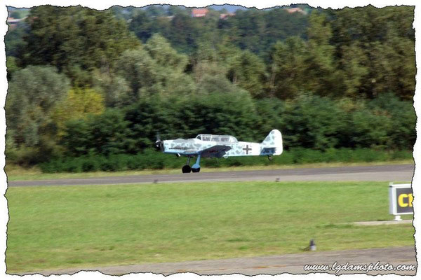 Pilatus P2 (meeting Vichy 2006)