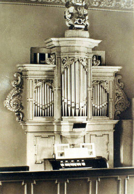 Bildquelle: Privatarchiv Isenberg, Foto vor 1958 (Orgel von Furtwängler & Hammer)