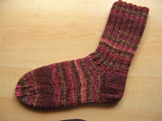 © Traudi - Dezember 2015  -  Gerade noch im alten Jahr fertig geworden. Gestrickt mit 6-fädiger REGIA-Wolle