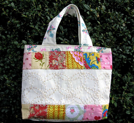 © Traudi - März 2016 - Patchworktasche bestickt