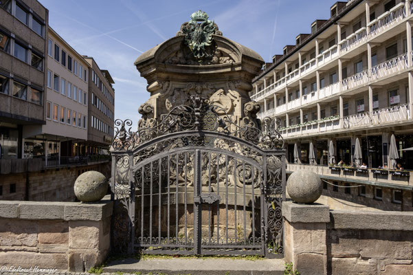 Monument für Kaiser Joseph I. auf der Museumsbrücke