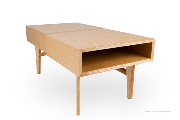 Table basse, frêne et chêne.