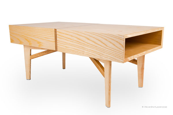 Table basse, frêne et chêne.