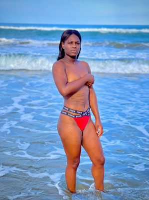 Sex im Meer mit unseren Escort Damen für Ihren Sex im Urlaub