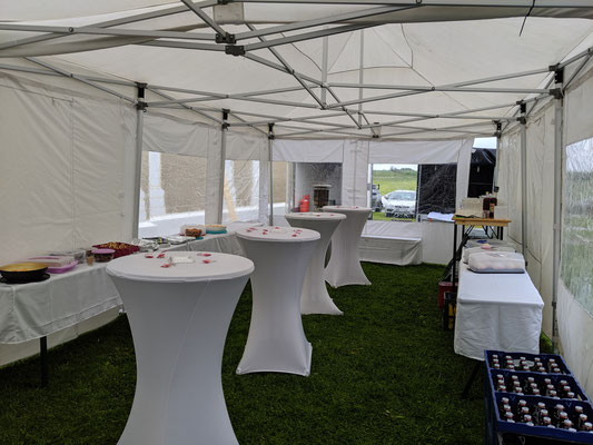Zwei Zelte 4x4m