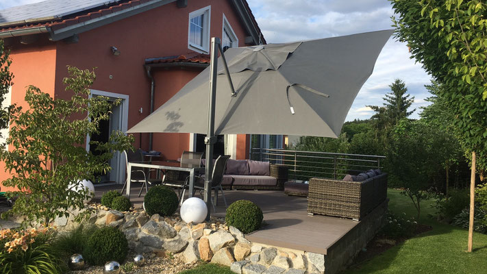 Sonnenschirm Ampelschirm Palestro 400 x 400 cm - Solero bei