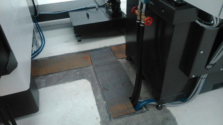 Fabricación de trincheras para servicios en Sames Queretaro