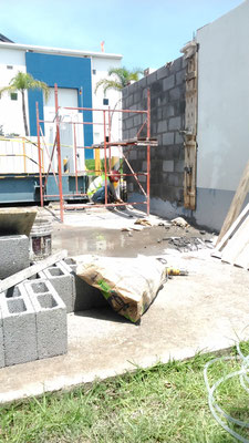 Reparación de muro y puerta de ingreso a Brenntag