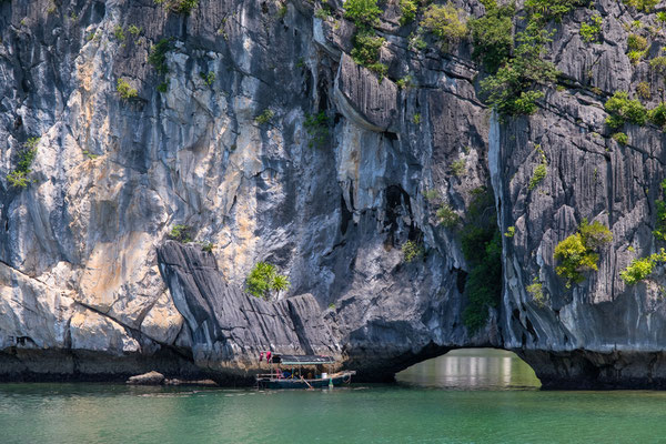 Halong Bay - Vietnam © Jurjen Veerman