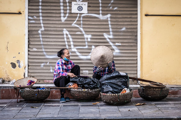 Streets of Hanoi - Vietnam © Jurjen Veerman