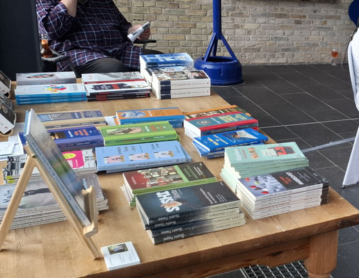 Unser Büchertisch!