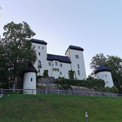 Schloss Goldegg Lehmbau Seminar