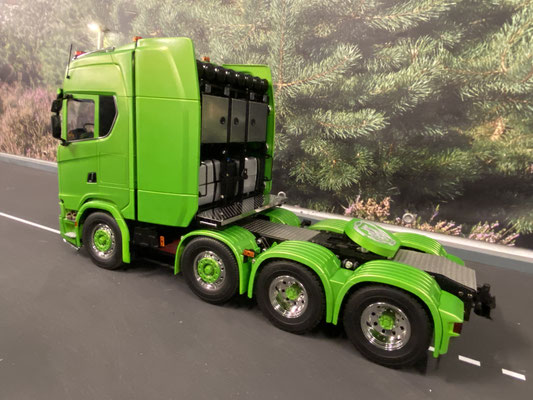 Scania770S 8x4/4