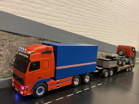 Volvo FH12 Globetrotter 42 