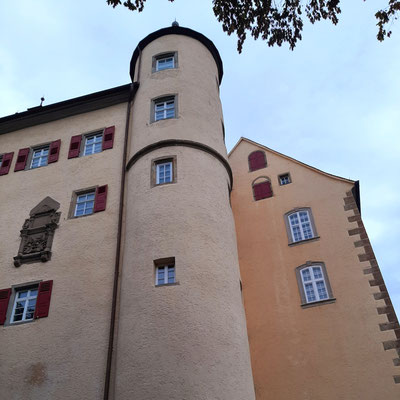 Das Schloss Untergröningen als stilvoller Rahmen für die Ausstellung MISTA, KISS