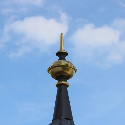 Blattvergoldung Turmspitze