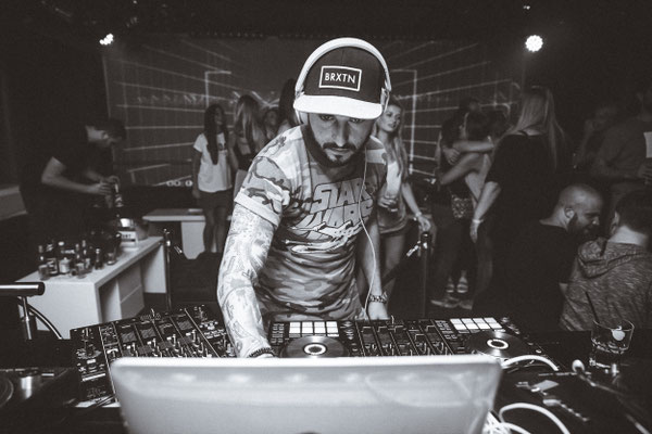 Julian C DJ