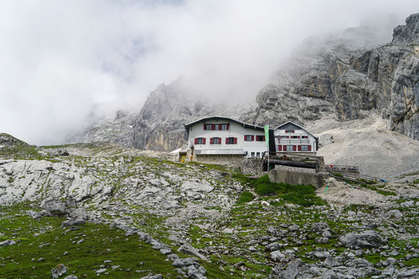 Knorrhütte