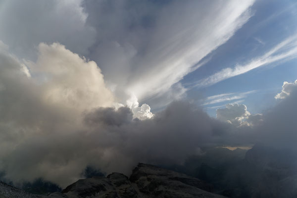 Wolkenstimmung am Piz Boe