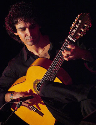 Bino Dola, live in Brühl im Mai 2005