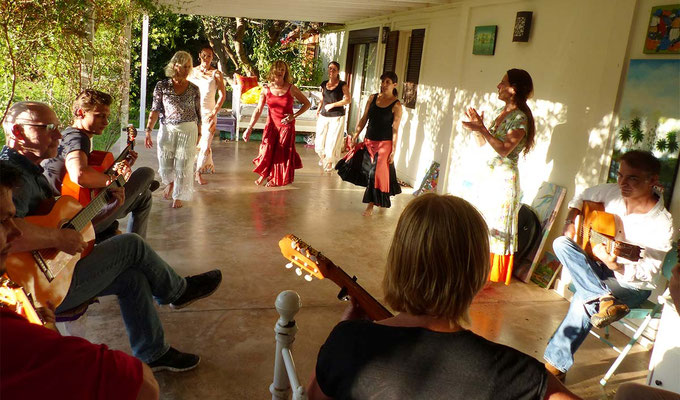 Wir begleiten den Tanzworkshop von Bettina Castano