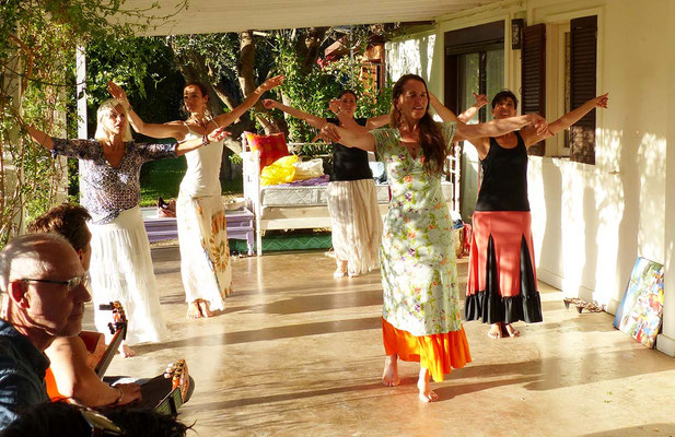 Wir begleiten den Tanzworkshop von Bettina Castano