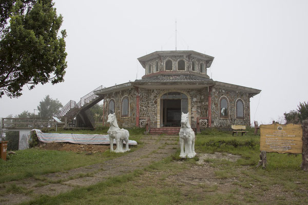 Hai Vong Bai