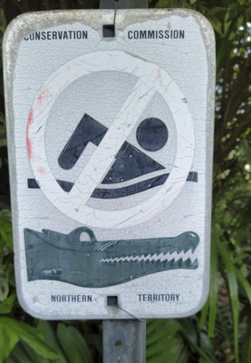 Leanyer - bij het zwembad van de camping