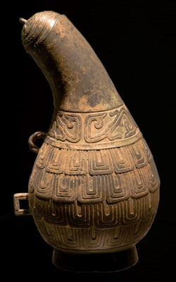 Wijnvat. Kalebasvorm met schubben, eerste helft 9e eeuw tot 771 voor Christus, laat westelijke Zhou
