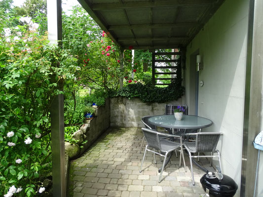 Terrasse im Erdgeschoss