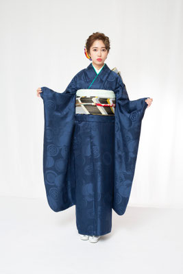 新作振袖