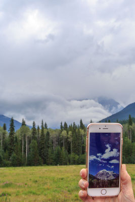 Mount Robson am nächsten Tag - hinter Wolken