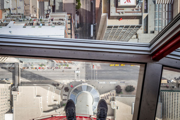 Glasboden auf dem Calgary Tower