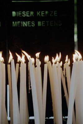 Die Kerzen verlängern unser Gebet 