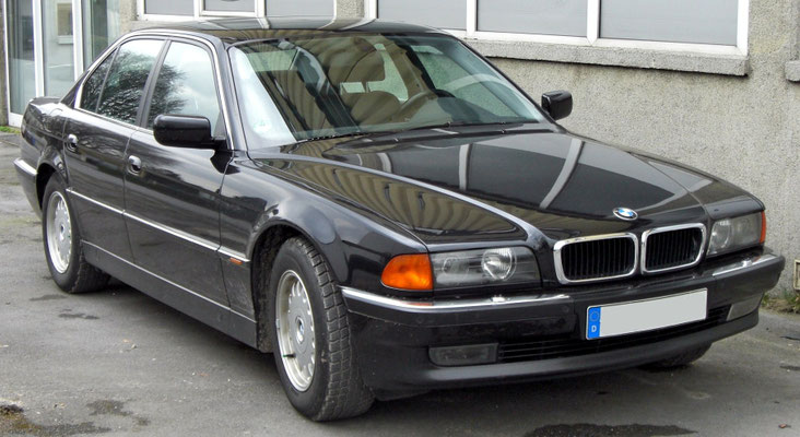 BMW 7er (E38)
